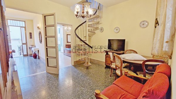 appartamento in vendita a Viareggio
