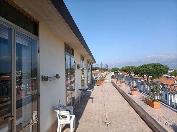 appartamento in vendita a Viareggio in zona Don Bosco