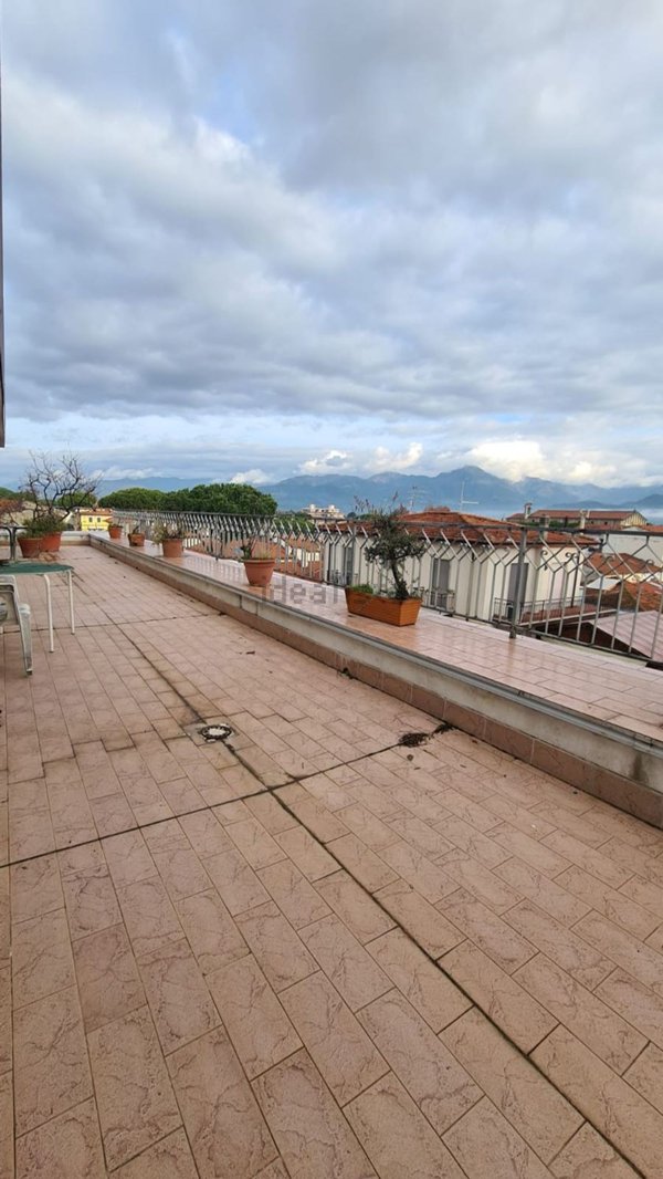 appartamento in vendita a Viareggio