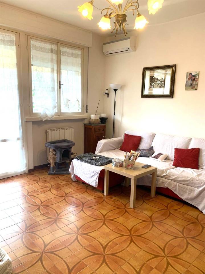 appartamento in vendita a Viareggio in zona Campo d'Aviazione