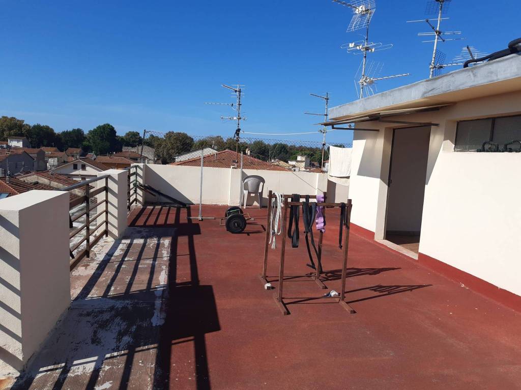 appartamento in vendita a Viareggio in zona Marco Polo