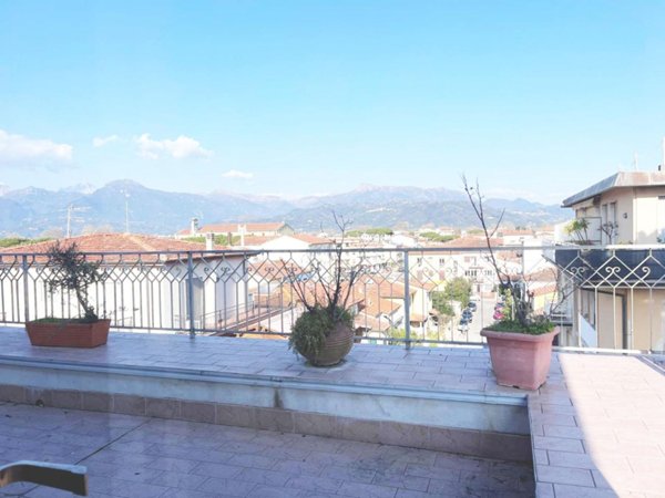 appartamento in vendita a Viareggio in zona Don Bosco