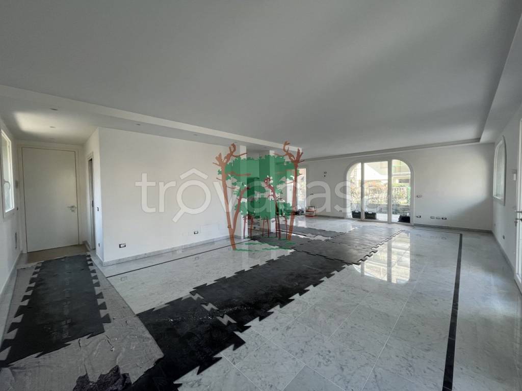 appartamento in vendita a Viareggio