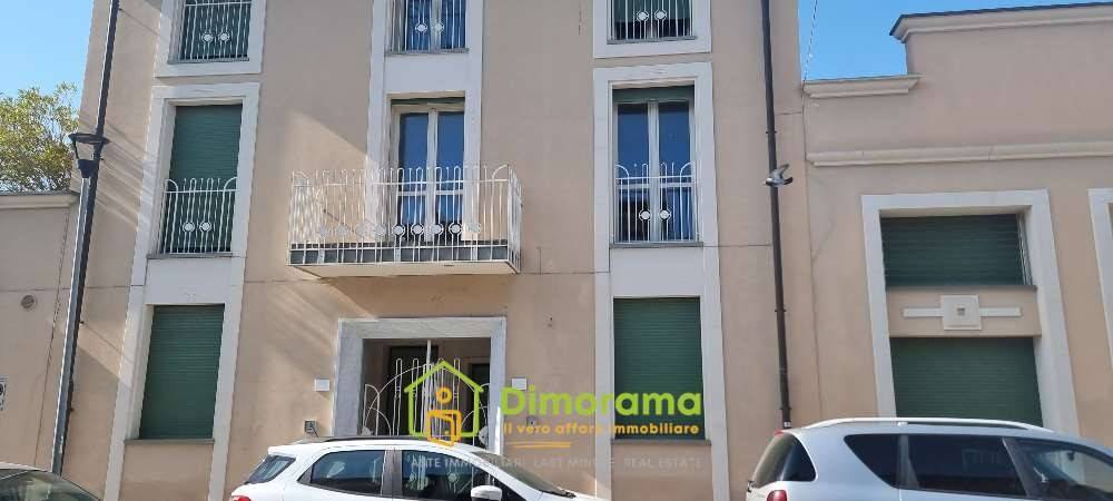 appartamento in vendita a Viareggio