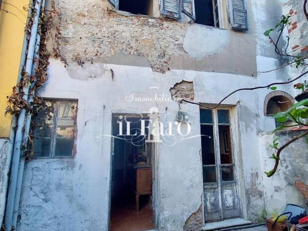 casa indipendente in vendita a Viareggio in zona Centro Storico