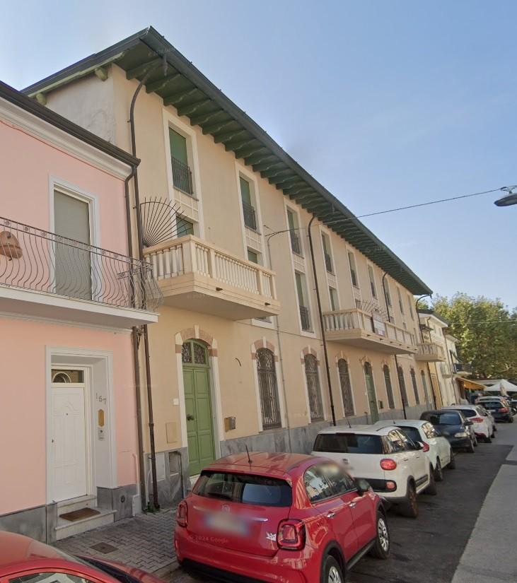 ufficio in vendita a Viareggio