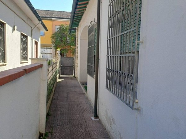casa indipendente in vendita a Viareggio in zona Centro Storico