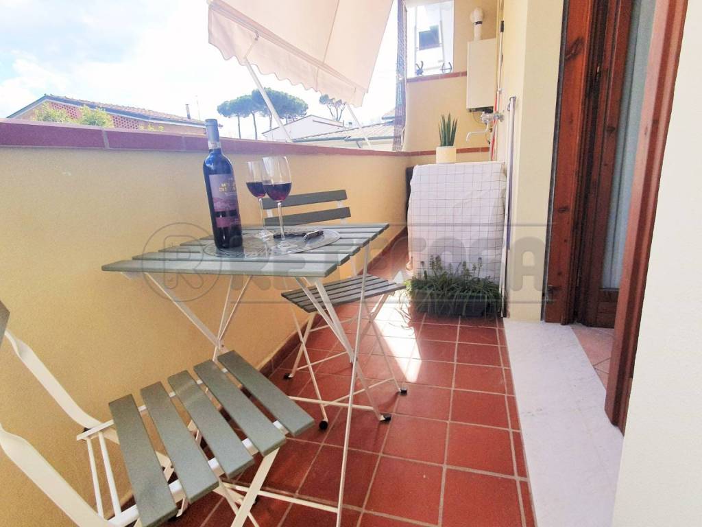 appartamento in vendita a Viareggio in zona Campo d'Aviazione