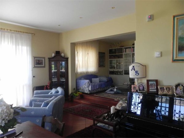 casa indipendente in vendita a Viareggio in zona Campo d'Aviazione