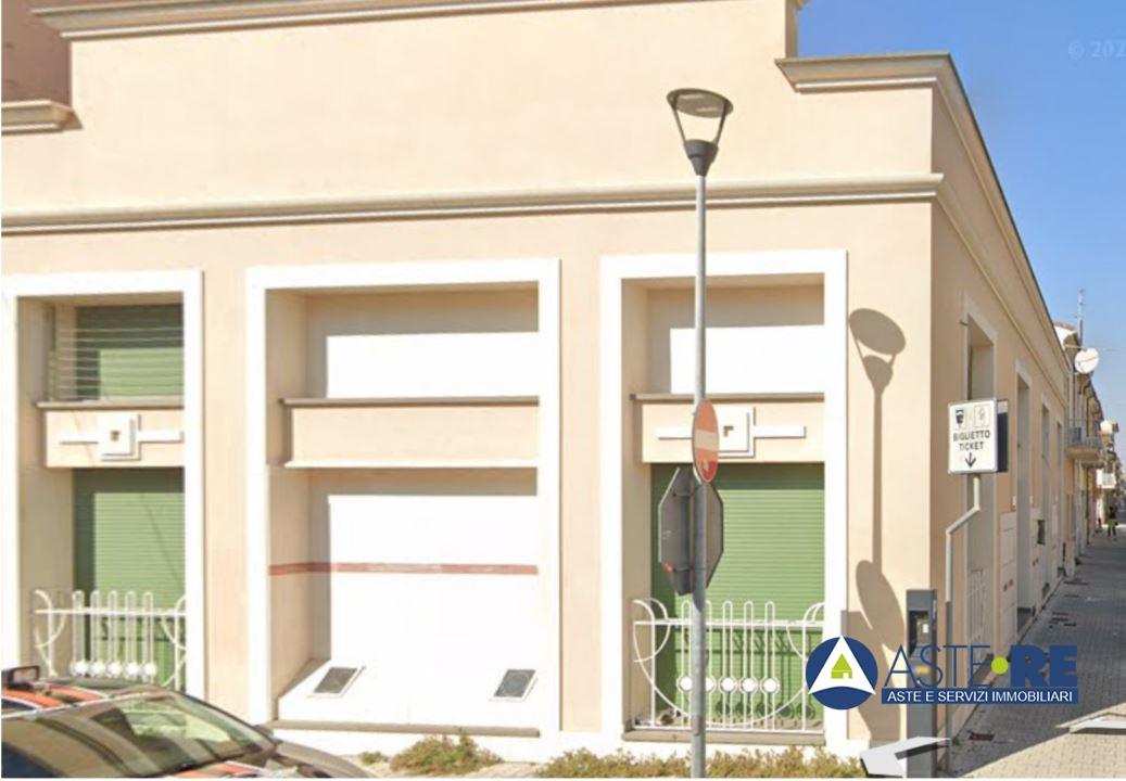 casa indipendente in vendita a Viareggio