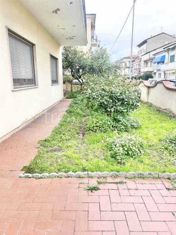 appartamento in vendita a Viareggio