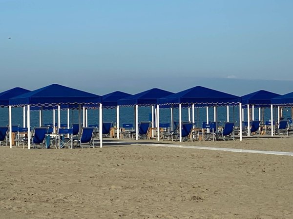 casa indipendente in vendita a Viareggio