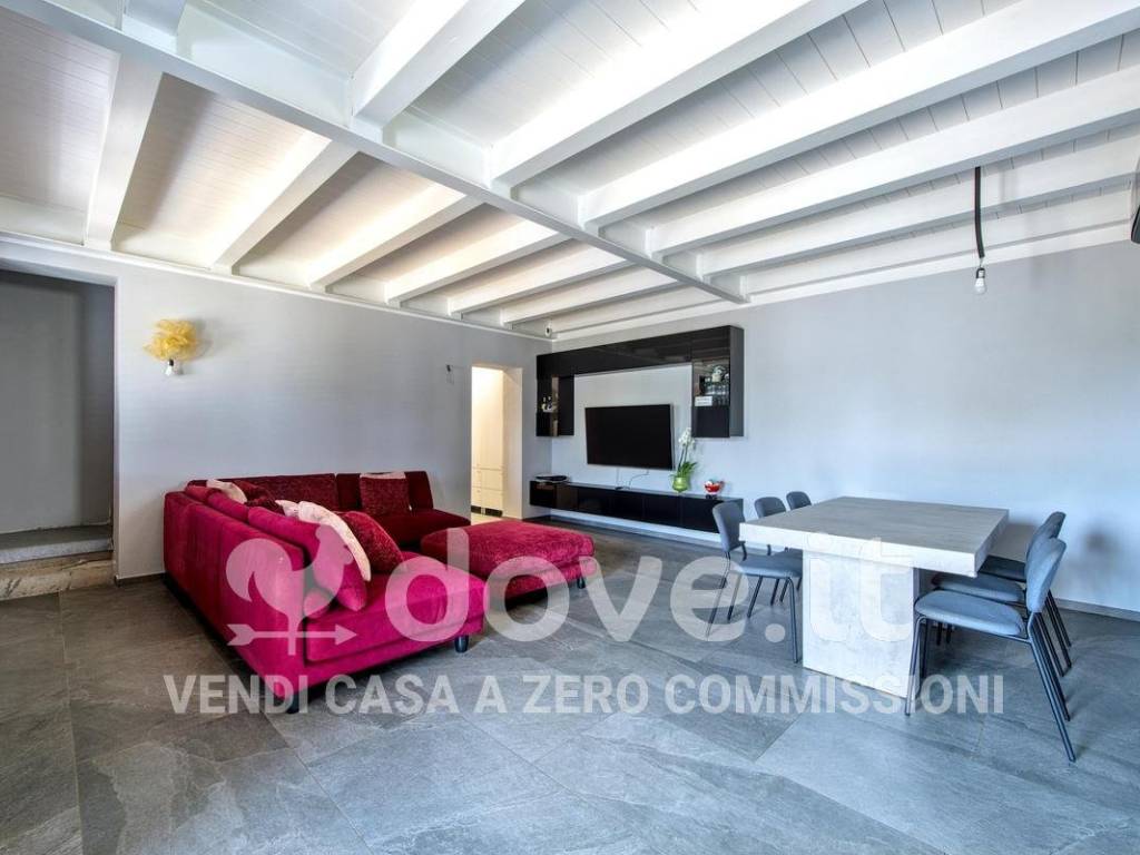 casa indipendente in vendita a Viareggio in zona Marco Polo