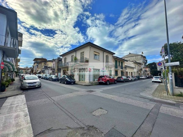 appartamento in vendita a Viareggio in zona Don Bosco