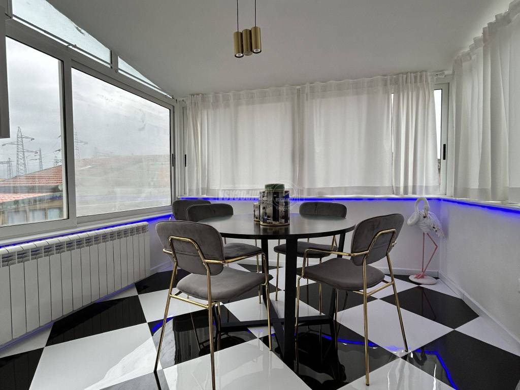 appartamento in vendita a Viareggio in zona Centro Storico