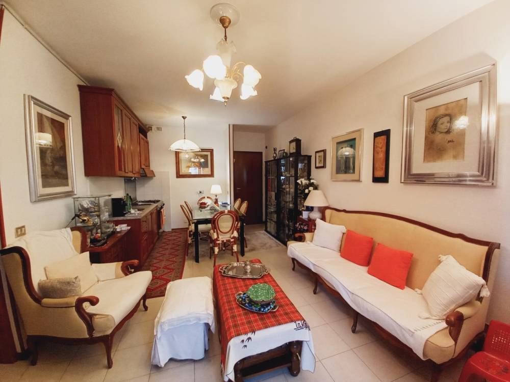 appartamento in vendita a Viareggio