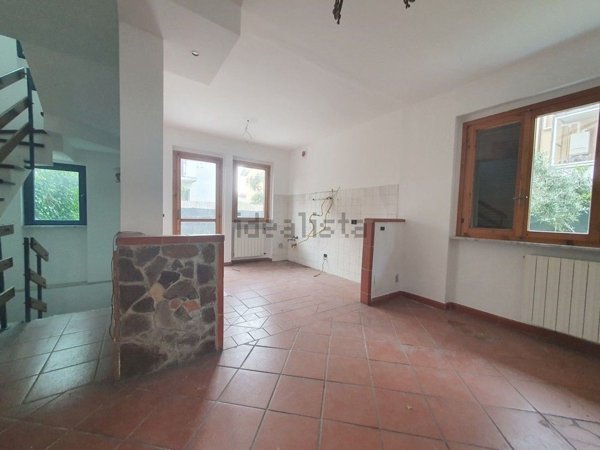 casa indipendente in vendita a Viareggio in zona Torre del Lago