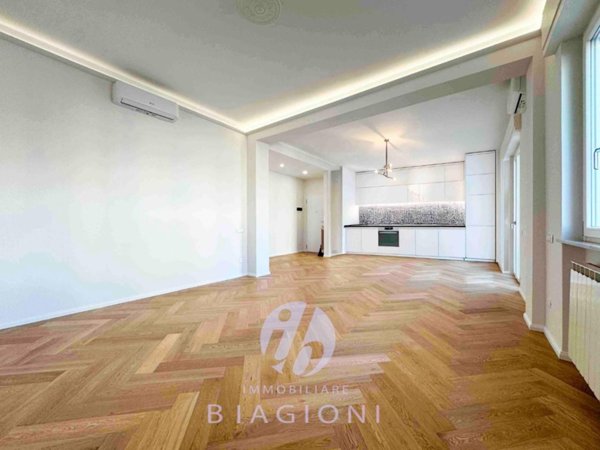 appartamento in vendita a Viareggio