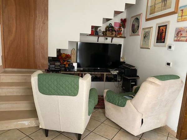 casa indipendente in vendita a Viareggio in zona Marco Polo