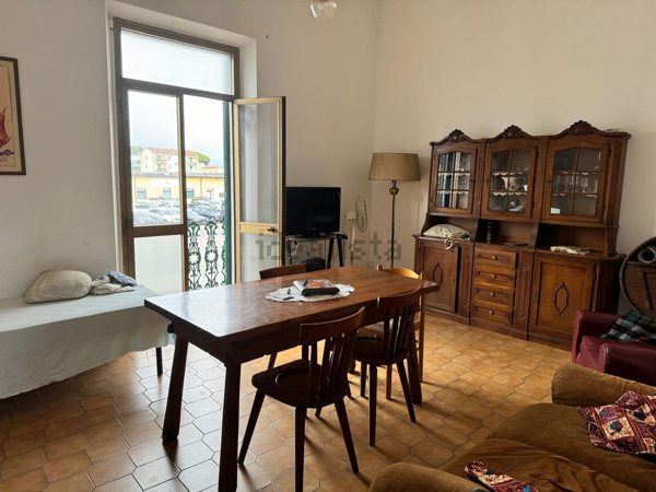 casa indipendente in vendita a Viareggio