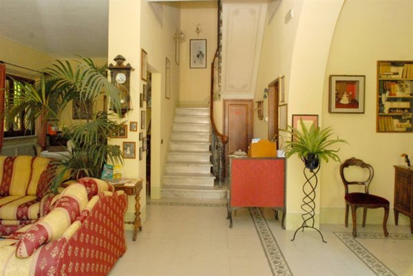 casa indipendente in vendita a Viareggio in zona Migliarina