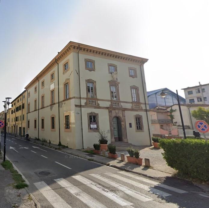 ufficio in vendita a Viareggio
