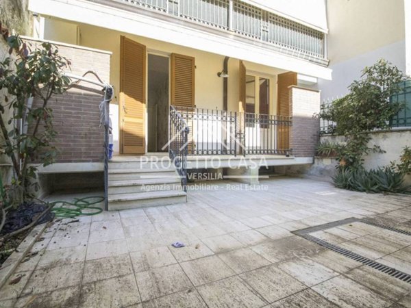 appartamento in vendita a Viareggio