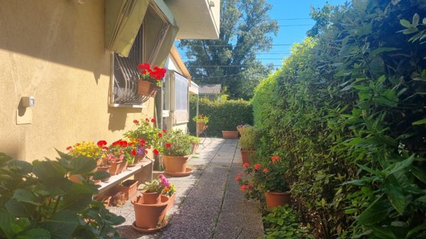 appartamento in vendita a Viareggio in zona Campo d'Aviazione
