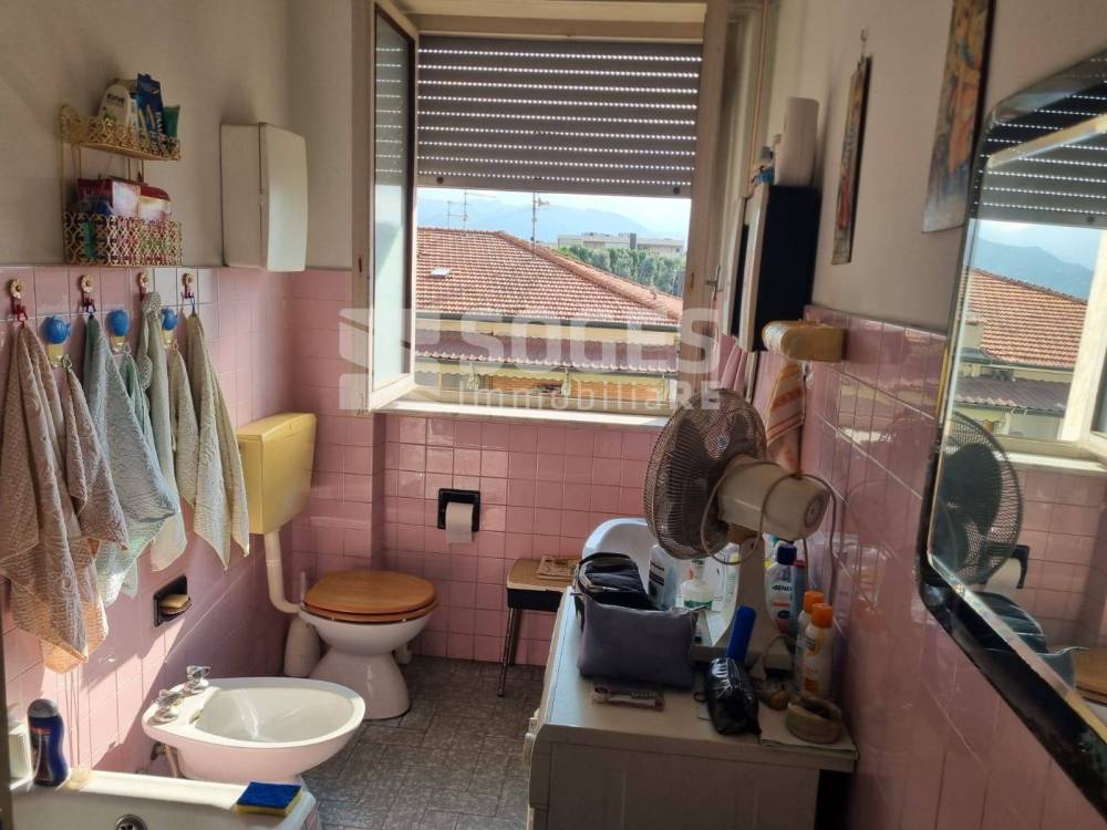 appartamento in vendita a Viareggio