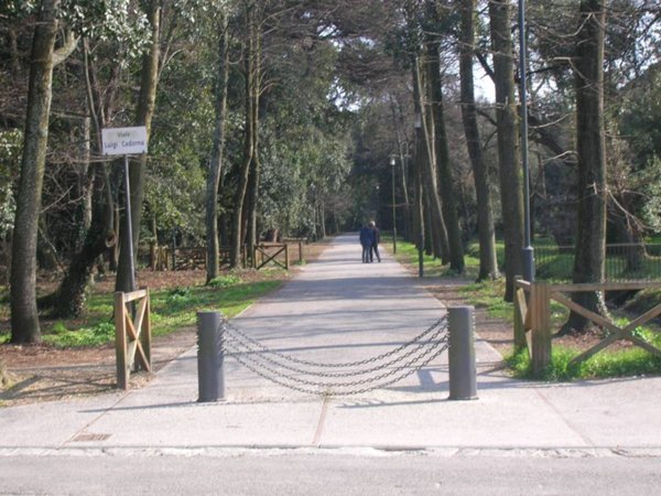 casa indipendente in vendita a Viareggio in zona Campo d'Aviazione