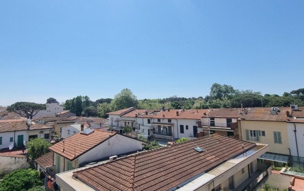 appartamento in vendita a Viareggio in zona Don Bosco
