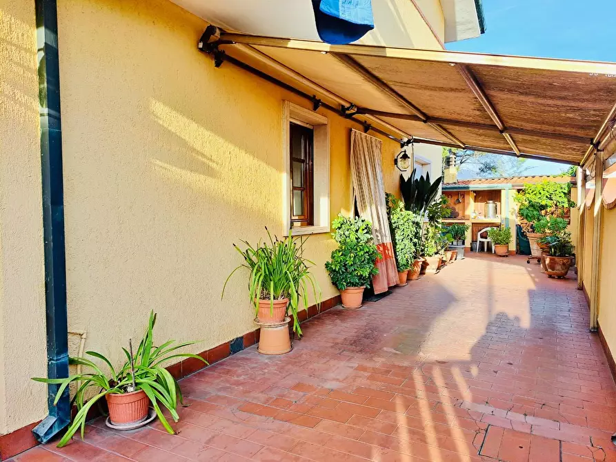 casa indipendente in vendita a Viareggio in zona Migliarina