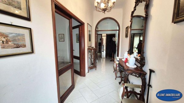 casa indipendente in vendita a Viareggio in zona Campo d'Aviazione