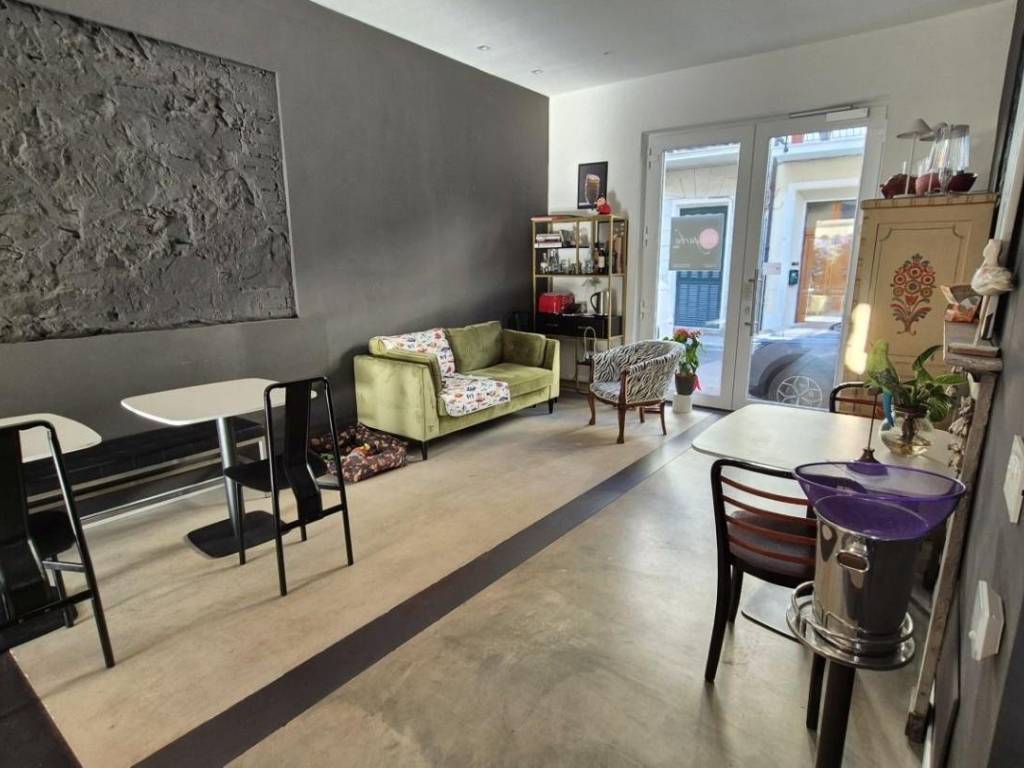 casa indipendente in vendita a Viareggio