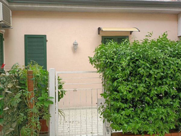 appartamento in vendita a Viareggio in zona Don Bosco