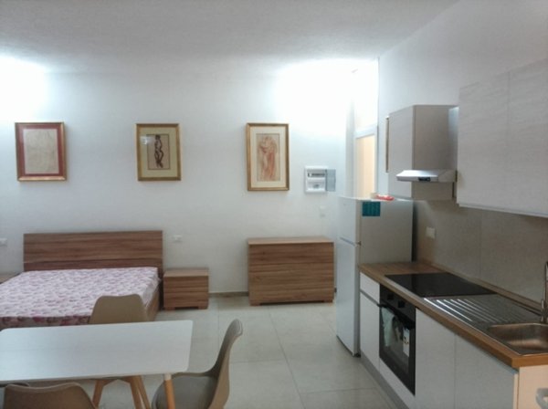 appartamento in vendita a Viareggio in zona Marco Polo
