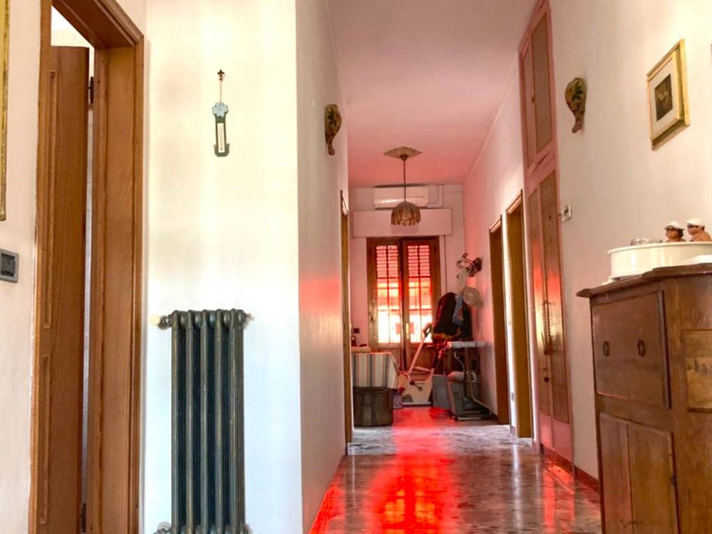casa indipendente in vendita a Viareggio in zona Torre del Lago