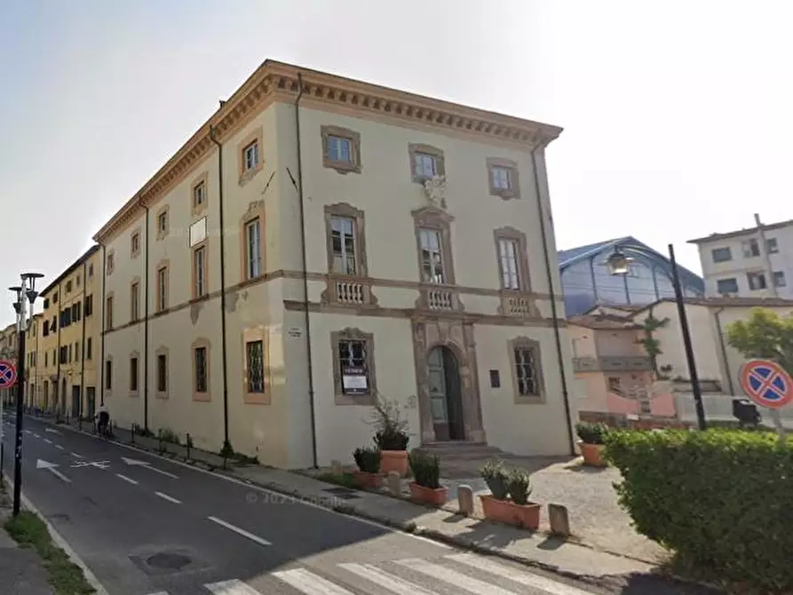 ufficio in vendita a Viareggio