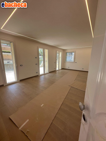 appartamento in vendita a Viareggio