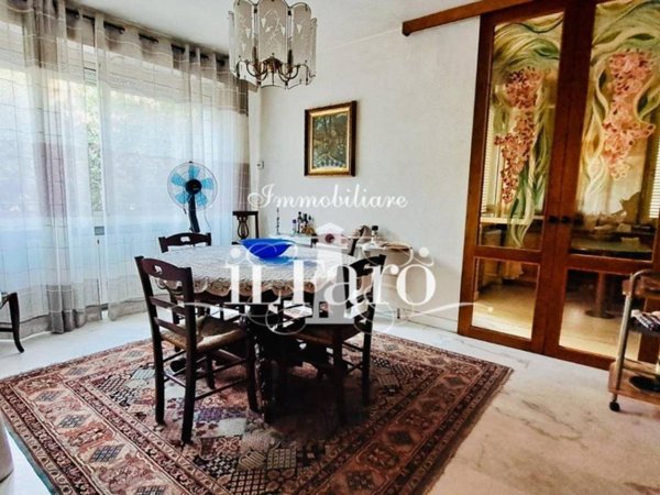 casa indipendente in vendita a Viareggio in zona Marco Polo