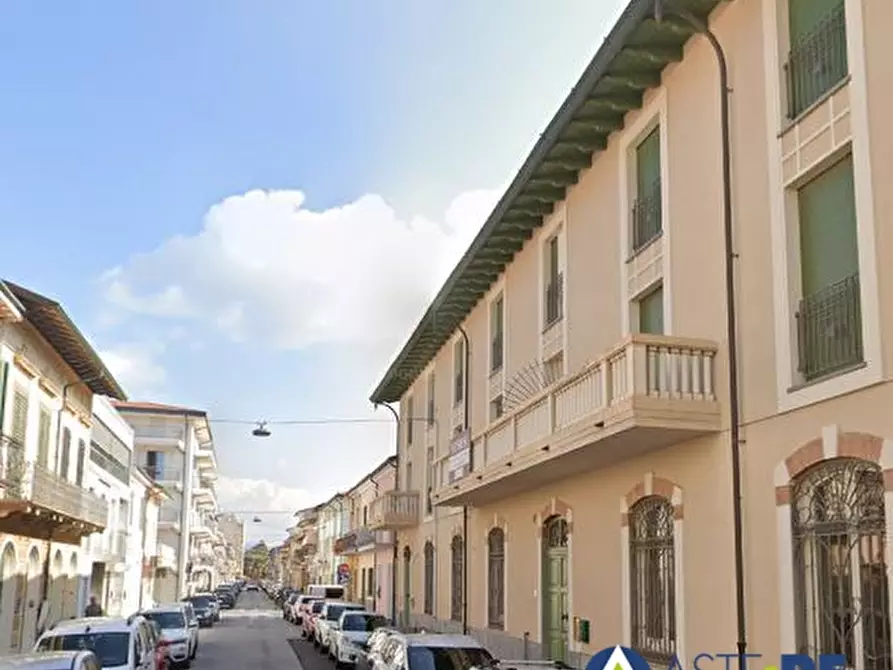 ufficio in vendita a Viareggio
