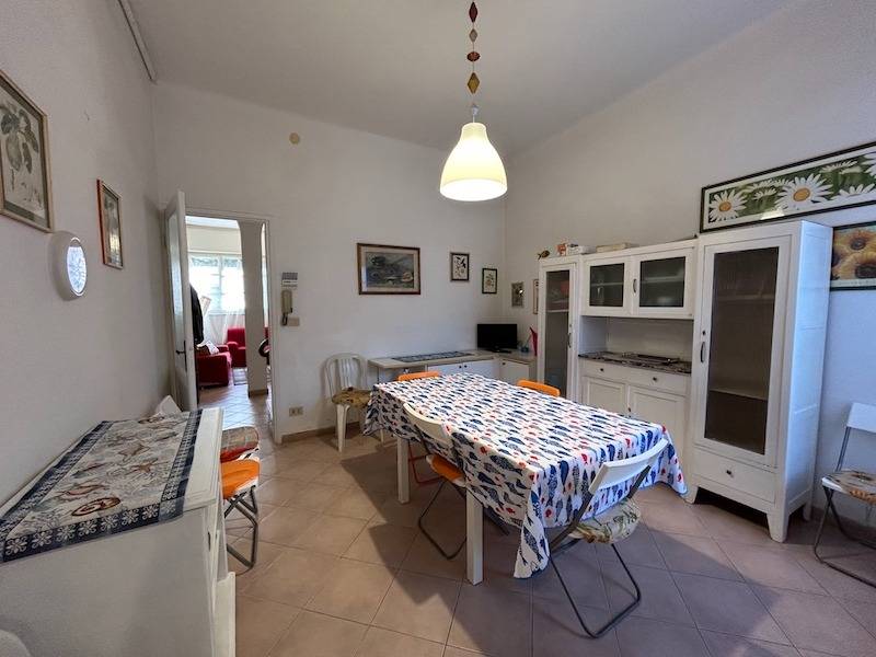 casa indipendente in vendita a Viareggio in zona Centro Storico