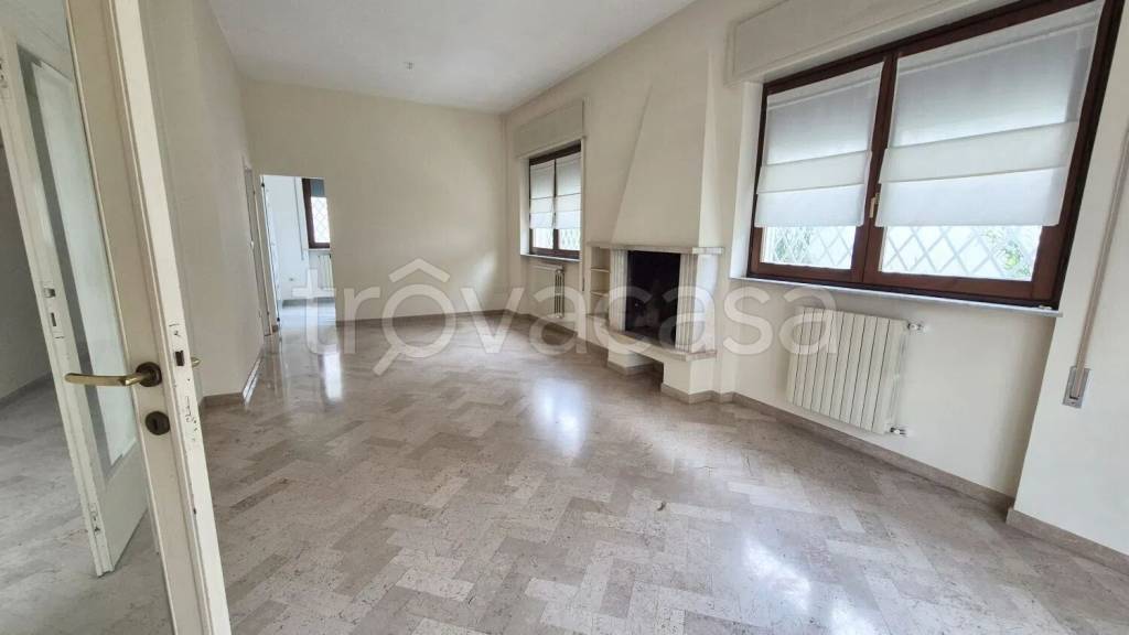 casa indipendente in vendita a Viareggio in zona Don Bosco