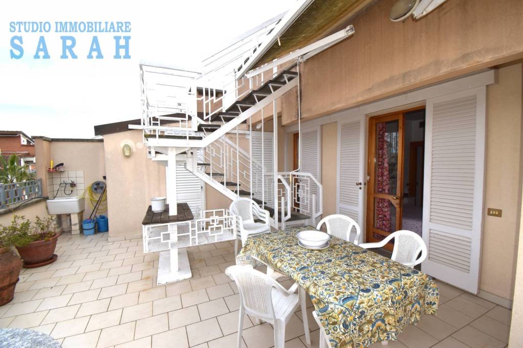 appartamento in vendita a Viareggio in zona Campo d'Aviazione