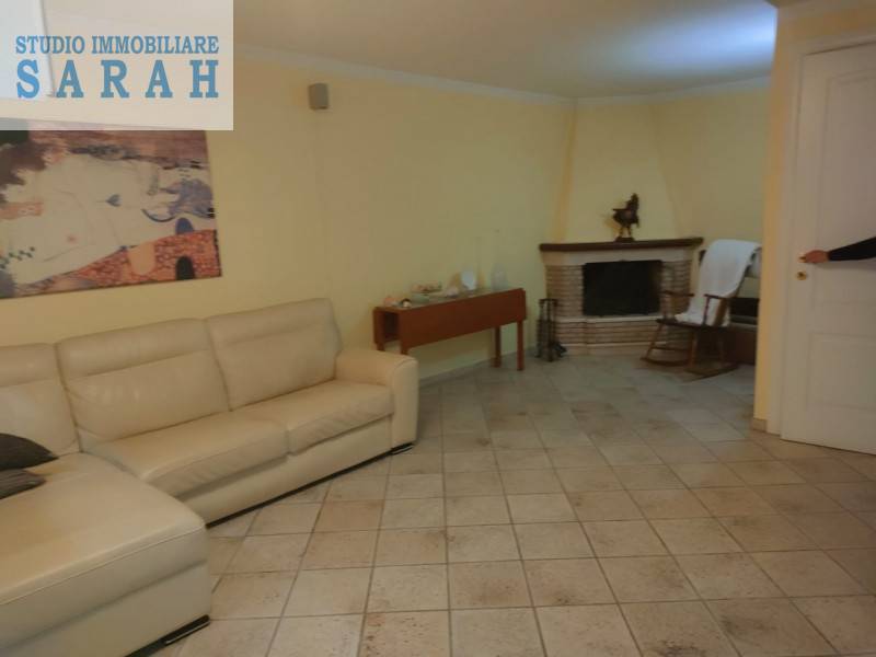 casa indipendente in vendita a Viareggio in zona Migliarina