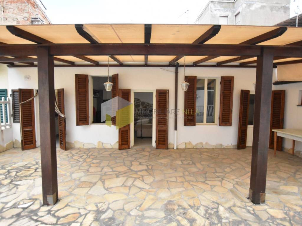 casa indipendente in vendita a Viareggio in zona Centro Storico