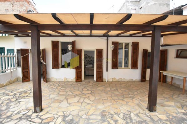 casa indipendente in vendita a Viareggio in zona Centro Storico