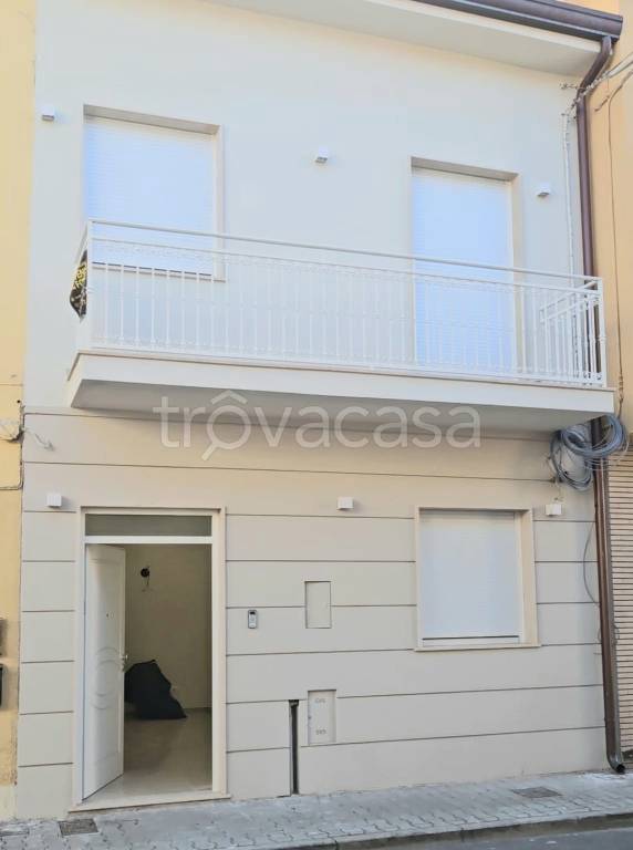 casa indipendente in vendita a Viareggio