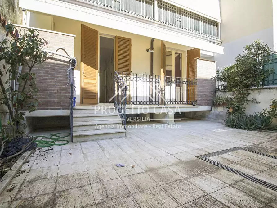 appartamento in vendita a Viareggio