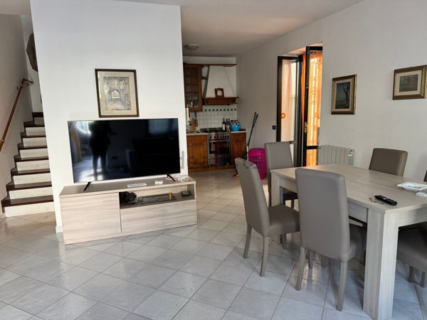 casa indipendente in vendita a Viareggio in zona Marco Polo